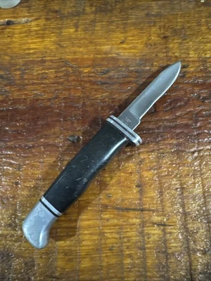 Factory Buck 116 Caper With Inverted Stamp. Three Line. No Sheath.  - Image 1 of 4