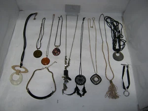 11 NECKLACES COSTUME JEWELLERY ( No 3 ) - Picture 1 of 8