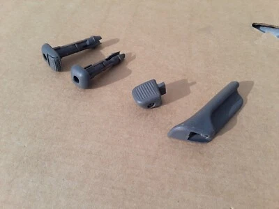 Juego de fornituras de asiento de pasajero delantero Honda Element 2005 plástico gris OEM Foto 1 de 4