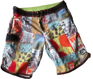VINTAGE QUIKSILVER MEHRFARBIGE GRAFIK-BOARDSHORTS MIT ALLOVER-DRUCK SURF HERREN 34 - Bild 1 von 11