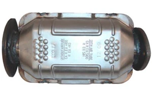 Catalytic Converter for 1996-1997 Lexus LX450 - Picture 1 of 4