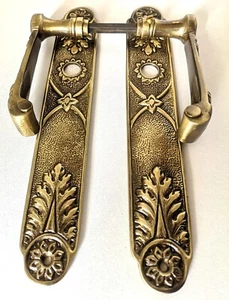 Vintage PAIR Brass KNOBS DOOR , French STYLE - Picture 1 of 10