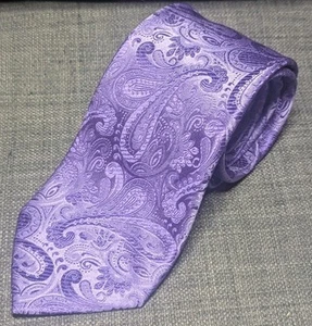 Isaac Mizrahi Tie Purple Paisley 100% Silk Classic Dress Necktie 3.5" - Picture 1 of 6