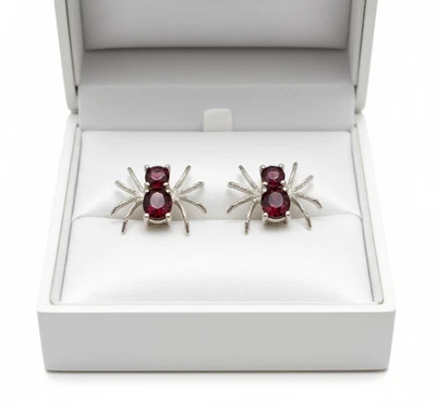 Подарочные серьги-гвоздики из белого золота 14 карат с рубиновыми красными фианитами камнями для Хэллоуина - Изображение 1 из 4