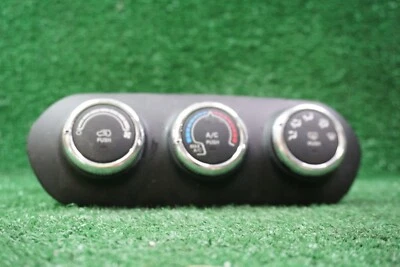 /2015 2016 JEEP RENEGADE HEATER AC Control OEM 07356349040 - Image 1 of 4