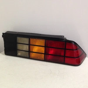 1982-1992 Chevy Camaro IROC Z-28 Z28 Tail Light (GRID) Right PASSENGER Side OEM - Foto 1 di 13