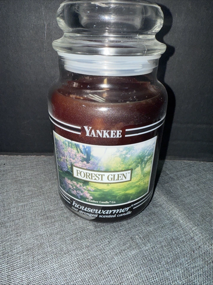 Yankee Candle Forest Glen Black Band Housewarmer 22oz Never Used - Image 1 of 2
