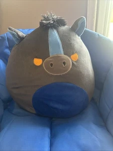 Squishmallows Maverick Midnight the Stallion Cedar Point Check In Serie 1 Fahrten - Bild 1 von 6