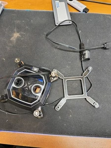 Corsair Hydro x Series XC7 RGB Pro CPU Water Block - Bild 1 von 2