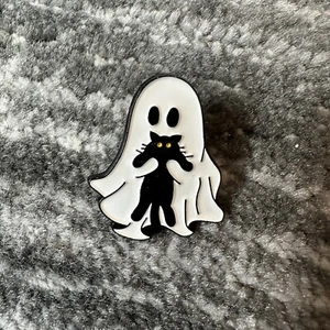 Enamel Pin Ghost Dangle Test Cat Black Kitten Brooch Badge Jewelry Backpack New - Picture 1 of 5
