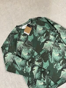 NWT The North Face Winter Warm Essential Crewneck Sweatshirt Size Slim Fit Large - Picture 1 of 12