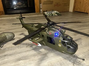 Chap Mei AF-53 Soldier Force Massive Mega 31" Hubschrauber Militär Sounds Lichter - Bild 1 von 3