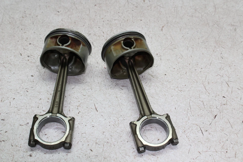 Suzuki Intruder 1500 VL1500 2001 motor pistones con bielas  Foto 1 de 4