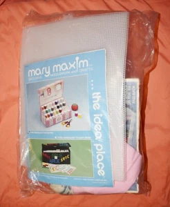 Mary Maxim Needlework Craft 37490 Needlepoint Sewing Box The Idea Place NOS - Picture 1 of 12