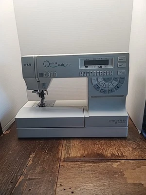 Pfaff Creative 7530 Embroidery Sewing Machine With Lots Of Accessories Tested - Image 1 of 4