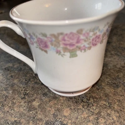 Antigua taza de té de porcelana rosa floral rosa Liushun de China taza de repuesto retirada Foto 1 de 4