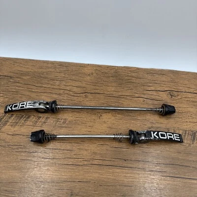 Juego de pinchos de liberación rápida KORE, delantero trasero vintage MTB años 90 Foto 1 de 4