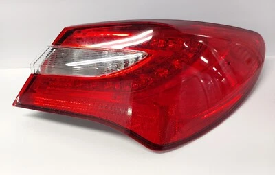 CHRYSLER 200 RH 2011-2014 PASAJERO LUZ TRASERA MONTAJE LED OEM Foto 1 de 4