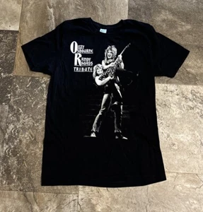 Ozzy Osbourne T-Shirt Randy Rhoads Tribute Sz Medium black rock guitar 1795 - Picture 1 of 4