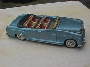 Coche de fricción vintage de hojalata Mercedes Benz 2/9 para piezas o restauración - Imagen 1 de 1