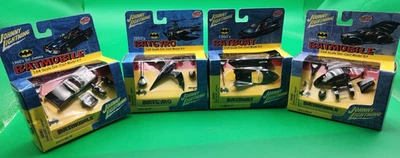 2002 Batman Johnny Lightning 1:64 Die-Cast Vehicles Batmobile Batgyro Batboat - Image 1 of 4