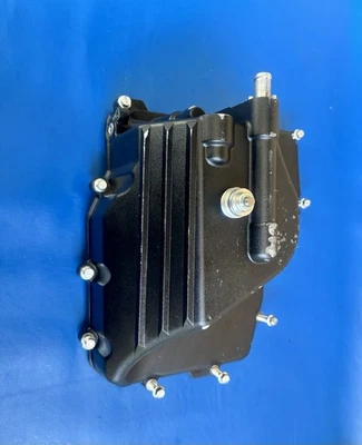 16 2015-2019 APRILIA RSV4 RR cárter de aceite del motor cárter fabricante original Foto 1 de 4