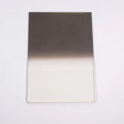 LEE Filters 0.6 ND Hard Grad Neutral Density Filter ND6GH100x150 - Image 1 of 3