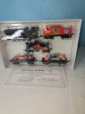 Revell Jeff Gordon #24 Jurassic Park The Ride 7 piezas Juego Tren HO Diecast 1997 Foto 1 de 4