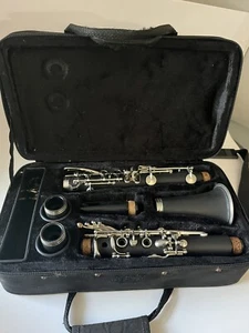 Windsor Clarinet; Vintage Clarinet. Musical Instruments; Band Instrument - Picture 1 of 1