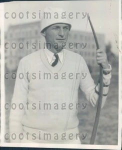 1929 World Champion Archer Clinton Douglas of Los Angeles Press Photo - Picture 1 of 2