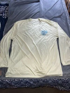 PFG from Gilbert’s Resort Key Largo FL Mens large pullover spf 50 used Mahi fish - Picture 1 of 7