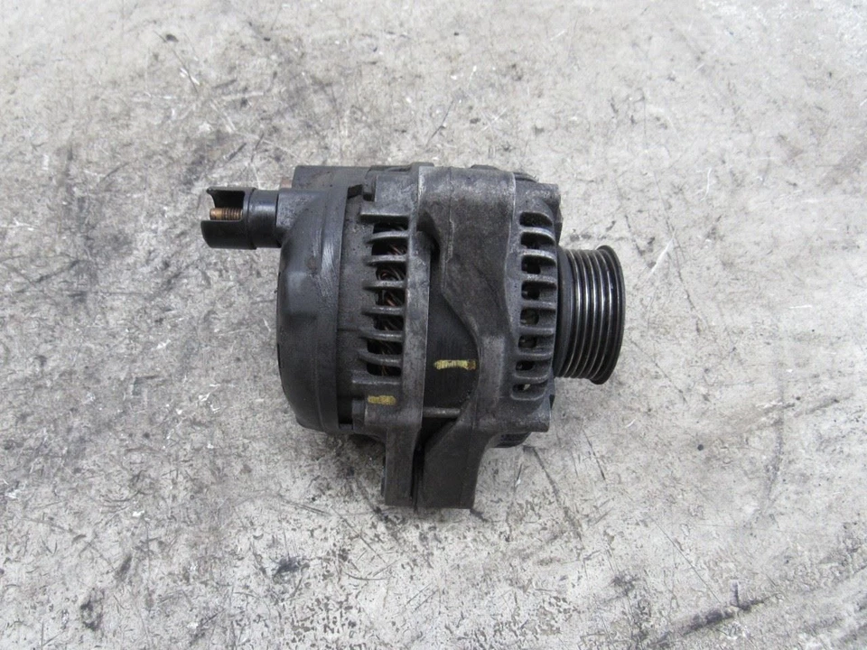 2002 2003 2004 Honda odyssey engine motor alternator power charger Foto 1 de 4