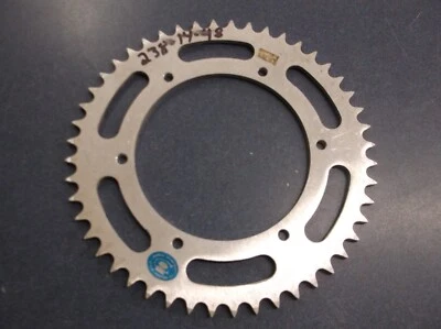 Задняя звездочка Suzuki PE175 80-84 520 цепь 48 зубьев 238-14-48 заменяет 64511-405 - Изображение 1 из 3