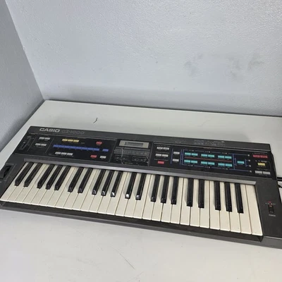 Teclado sintetizador Casio CZ-1000 vintage ¡¡Funciona!! Se vende tal cual Foto 1 de 4