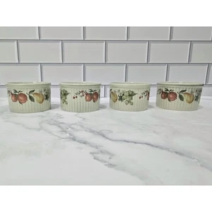 4 RARA ciotola per souffle Wedgwood mela cotogna diametro 3 1/4" Piatto alto x 2". Cassaforte e forno - Foto 1 di 5
