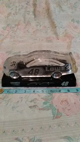 Jimmie Johnson #48 Lowe's Chevrolet Glass Car and Stand by HGL-2008-Excellent! Cover