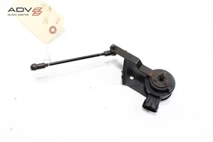 2015 - 2020 CADILLAC ESCALADE FRONT LEFT HEADLIGHT RIDE HEIGHT LEVEL SENSOR OEM - Foto 1 di 6