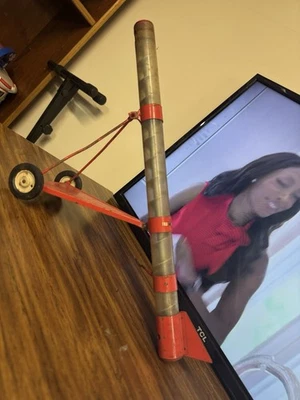 ERTL Tru-Scale Auger Elevator Grain Feeding Funnel Farm Toy 1/16 Scale - Image 1 of 4