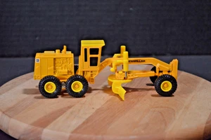 Vintage Ertl Mighty Movers Caterpillar Road Grader 6" Die-Cast - Picture 1 of 8