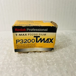 1 Roll Kodak TMAX p3200 Black and White Film 35mm Expired 2004 - Picture 1 of 3