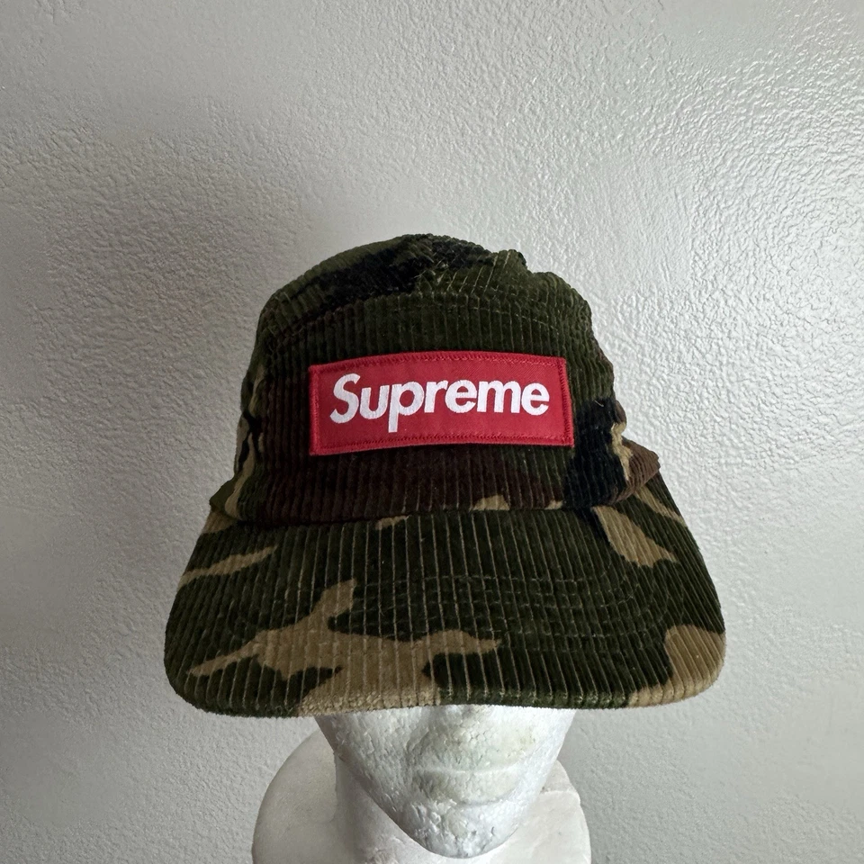 Boné de acampamento Supreme camuflado veludo floresta camuflagem OSFM - Imagem 1 de 4