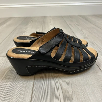 Sandalia Rialto Valencia para mujer talla 9,5 M negra correas de gancho y bucle tacón de cuña Foto 1 de 4