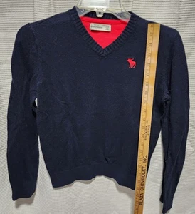 Abercrombie Boy's Pullover V Neck Sweater Navy Red Emblem Size Large 14 - Picture 1 of 3