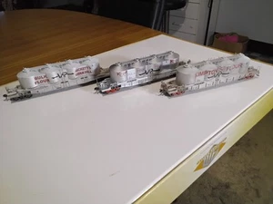 VR model Trains - Picture 1 of 3