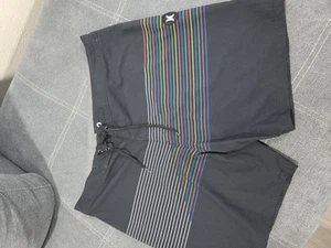 Pantalones cortos de natación Hurley Board Shorts para hombre talla 34. - Imagen 1 de 5