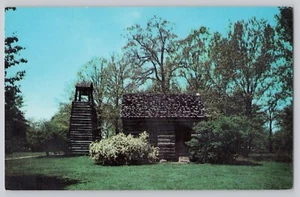 Log Cabin Concordia Seminary St. Louis Missouri Postcard - Picture 1 of 2