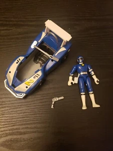 Vintage 1997 Power Rangers Turbo Rangers Blue Car & Blue Ranger Bandai w/Gun - Picture 1 of 6