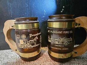 Vintage (1977) Set/2 Siesta Ware Amber Glass Mugs Wood Handle PA Dutch/Fire 12oz - Picture 1 of 2