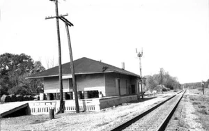 2E084 NEG/RP 1973 SOUTHERN RAILWAY STATION LINCOLN ALABAMA - Picture 1 of 1