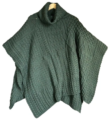 Aran Woolen Mills Poncho Womens Green Merino Wool Irish Cape OS Fisherman’s Knit - Image 1 of 4